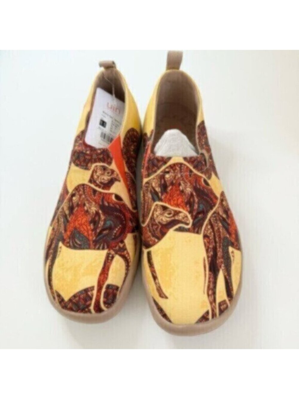 UIN Size 9.5 Slip On Shoes Canvas Comfortable Loafers Middle East Impression